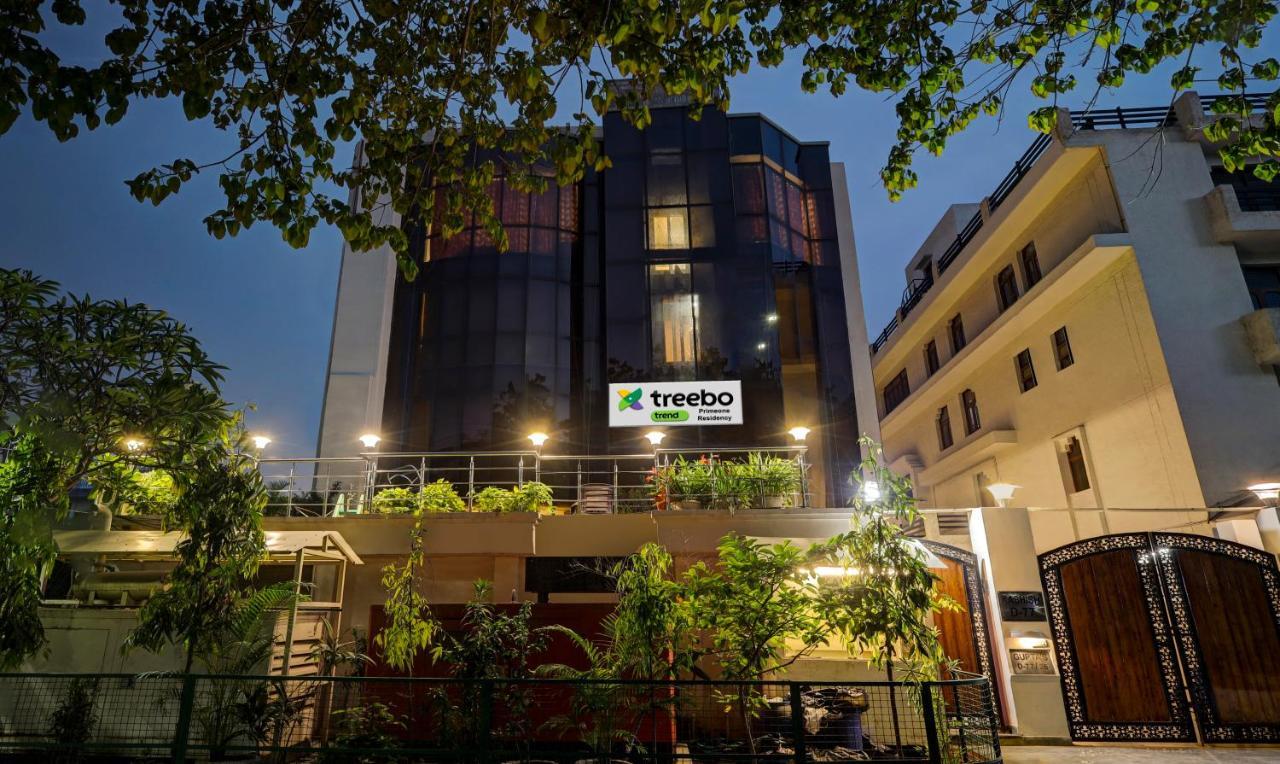 Hotel Treebo Primeone Noida Exterior foto